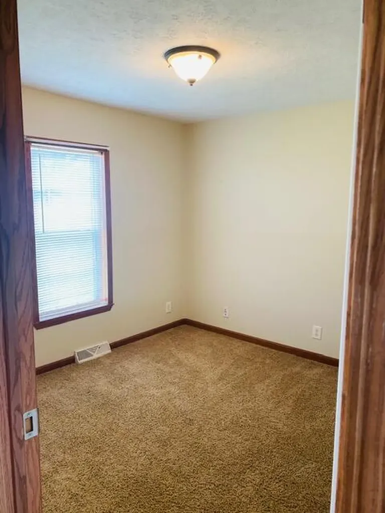 4363 Brush Grove Road Willisburg KY 40078