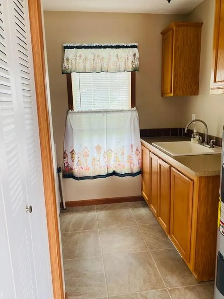 4363 Brush Grove Road Willisburg KY 40078