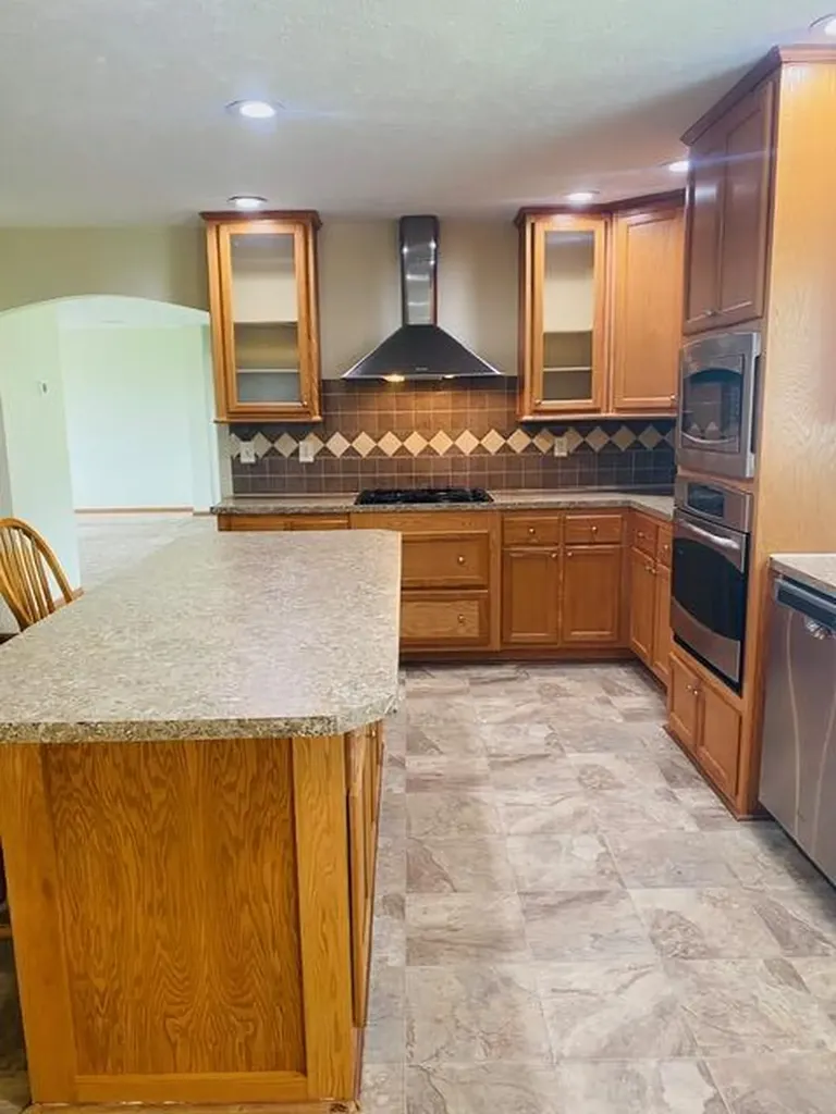 4363 Brush Grove Road Willisburg KY 40078