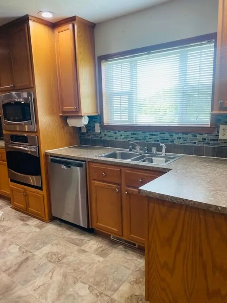 4363 Brush Grove Road Willisburg KY 40078