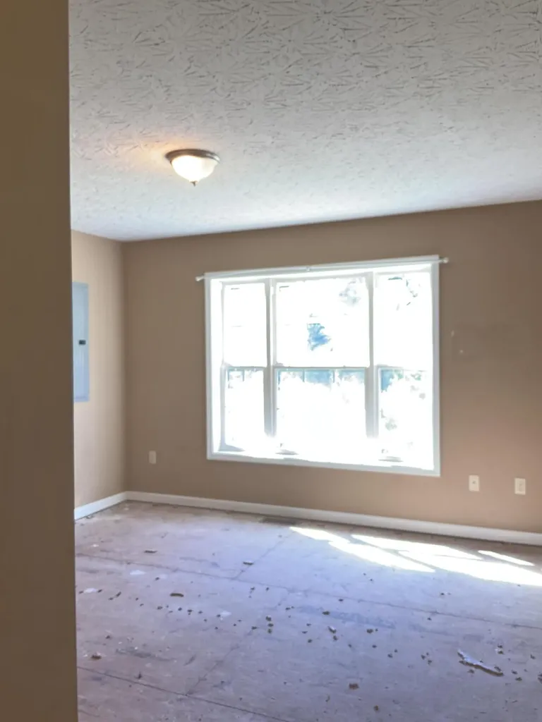 9285 Ky-1524 Manchester KY 40962