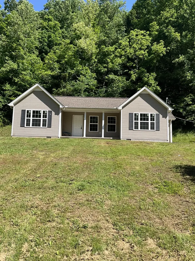 9285 Ky-1524 Manchester KY 40962