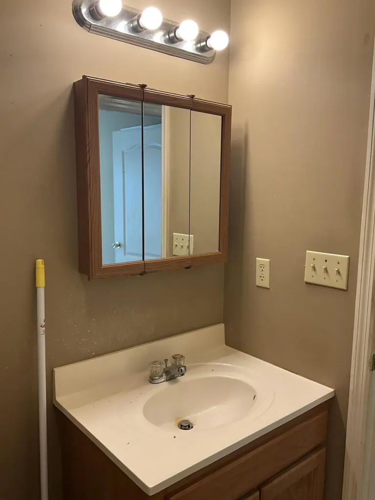 9285 Ky-1524 Manchester KY 40962