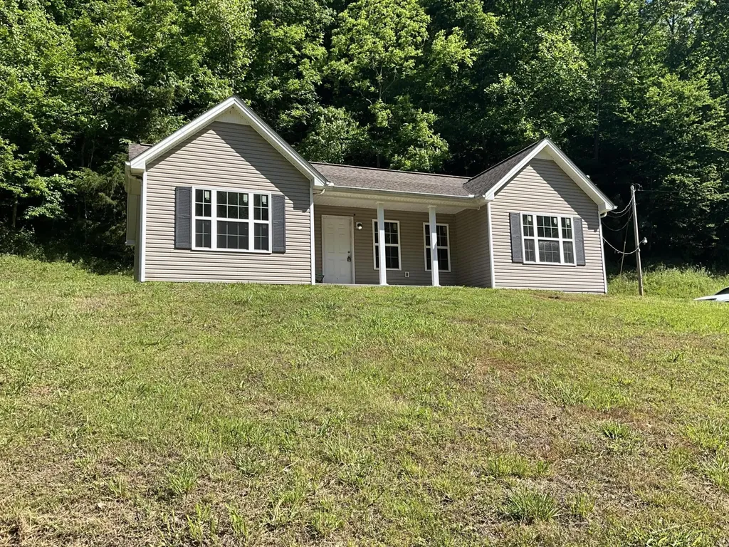 9285 Ky-1524 Manchester KY 40962