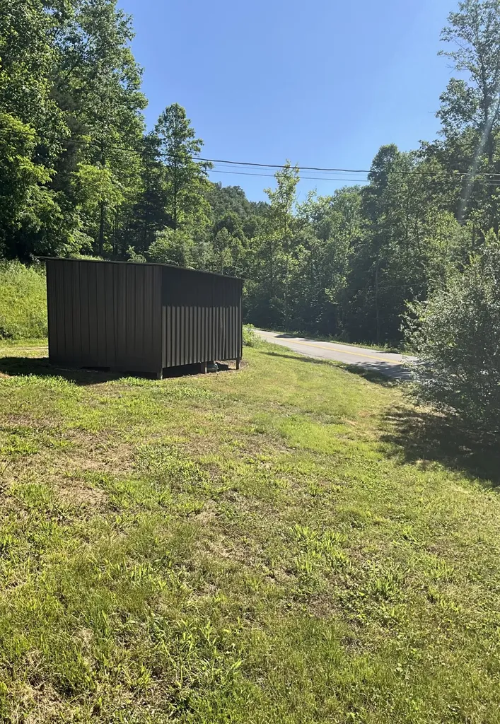 9285 Ky-1524 Manchester KY 40962