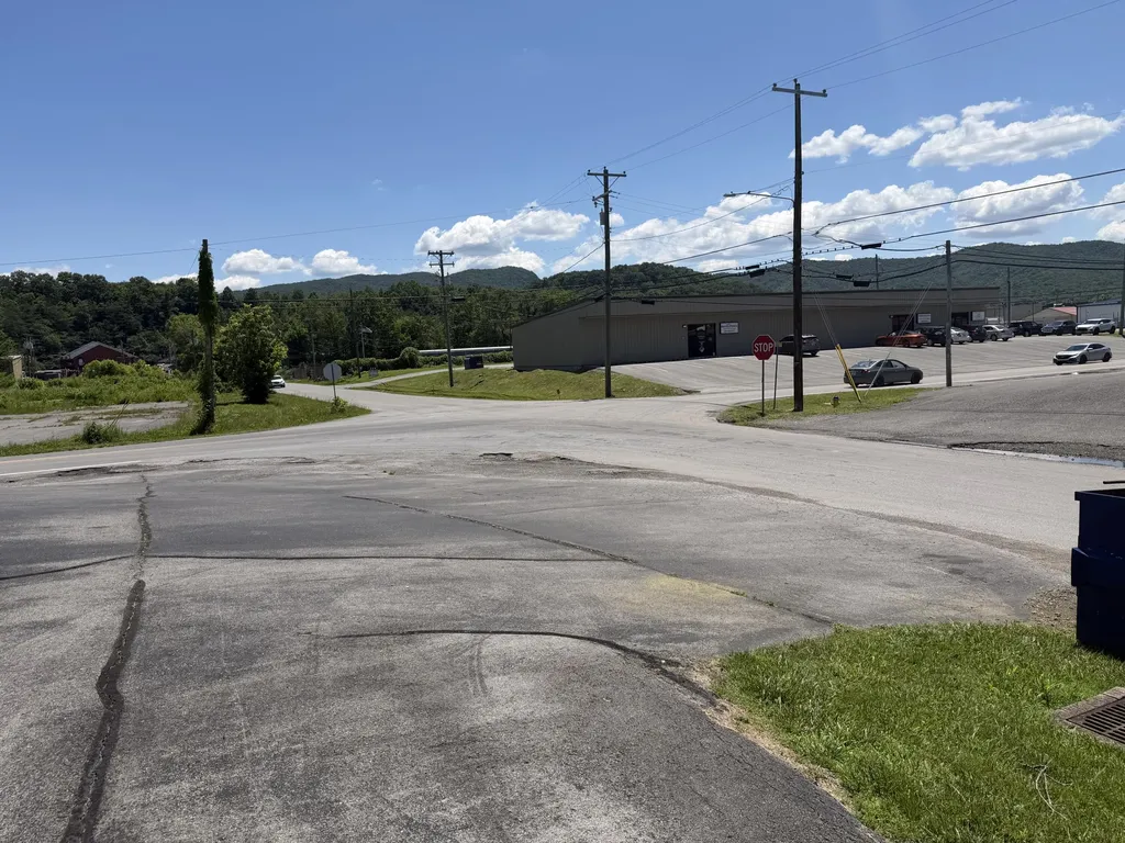 601 N 15th Street Middlesboro KY 40965