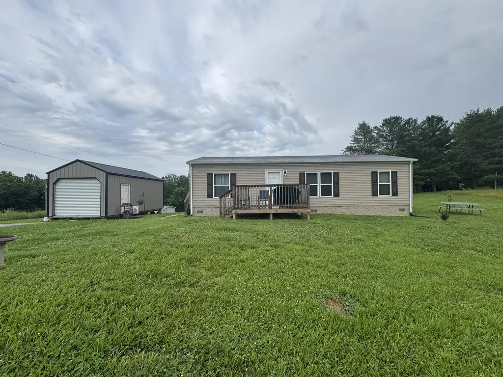 90 Deer Trail Circle Jamestown KY 42629