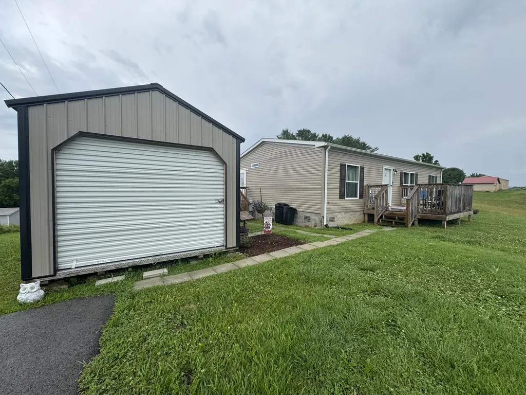 90 Deer Trail Circle Jamestown KY 42629