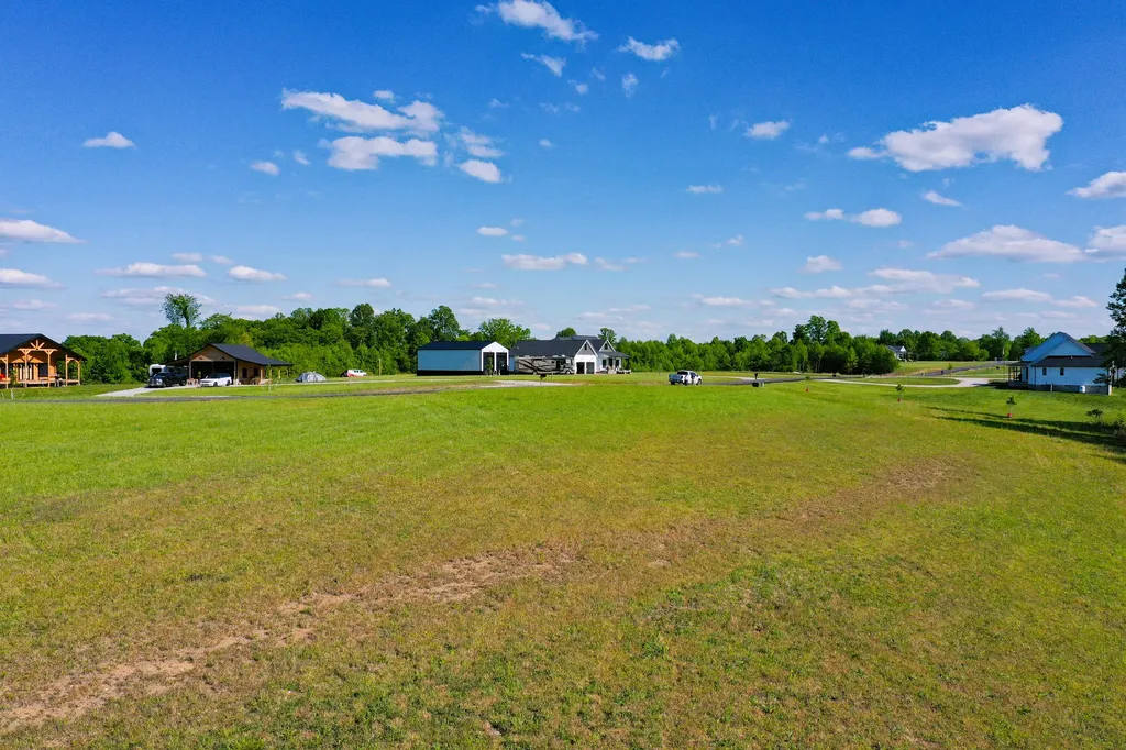 2000 Old Hare Road East Bernstadt KY 40729