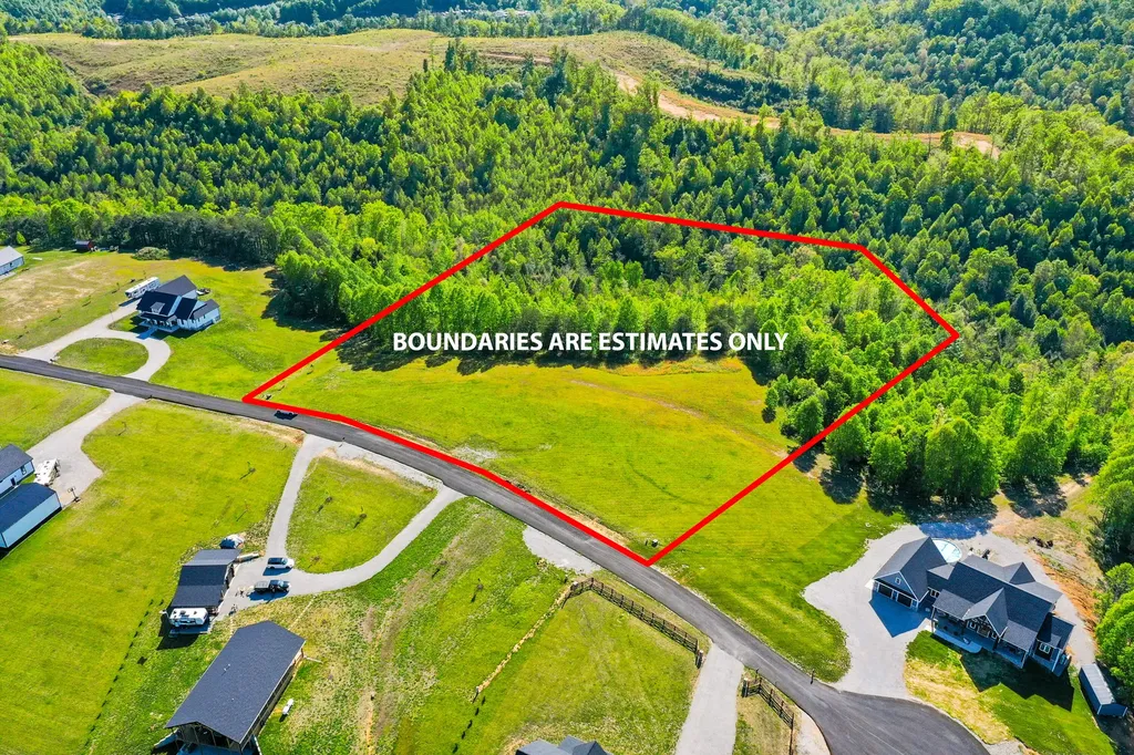 2000 Old Hare Road East Bernstadt KY 40729
