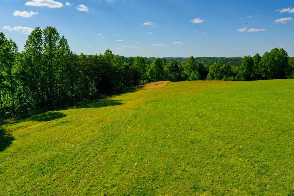 2000 Old Hare Road East Bernstadt KY 40729