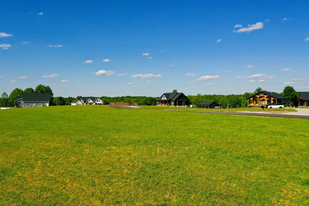 2000 Old Hare Road East Bernstadt KY 40729