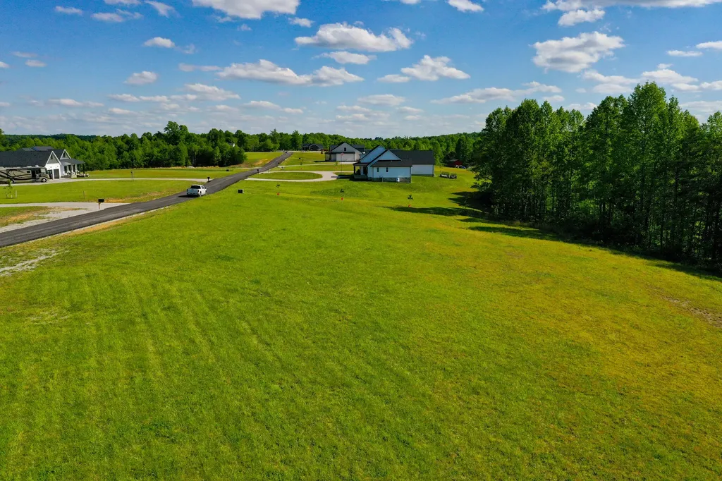 2000 Old Hare Road East Bernstadt KY 40729