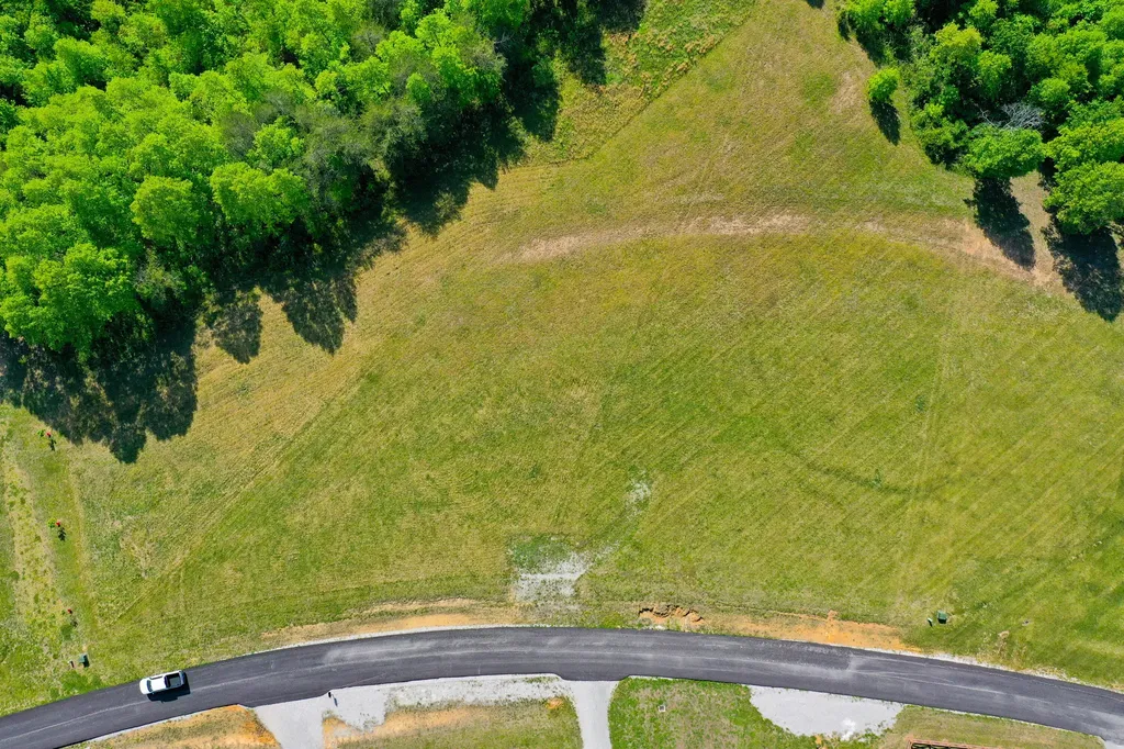 2000 Old Hare Road East Bernstadt KY 40729