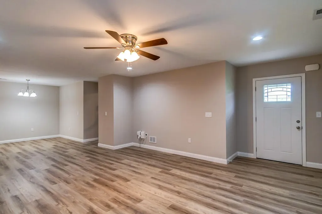 182 Garden Gate Drive Berea KY 40403