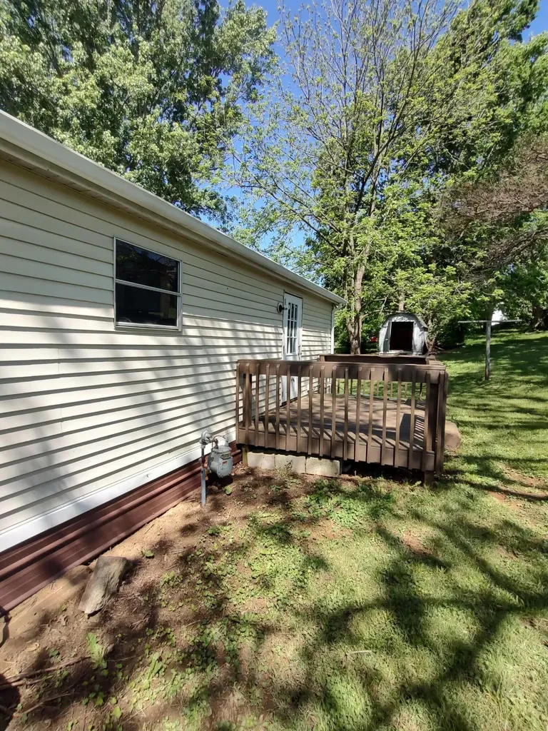 105 Pineview Lane Carlisle KY 40311