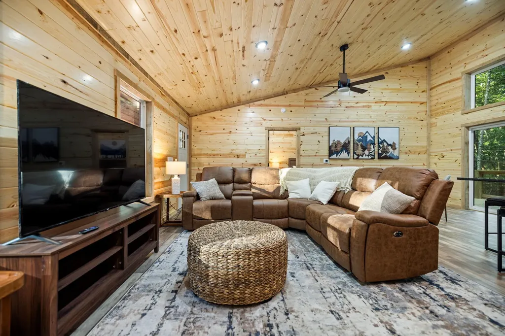 24 Joyful Springs Beattyville KY 41311