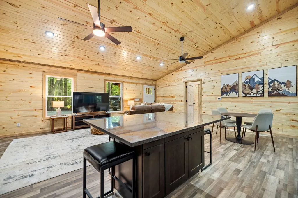 24 Joyful Springs Beattyville KY 41311