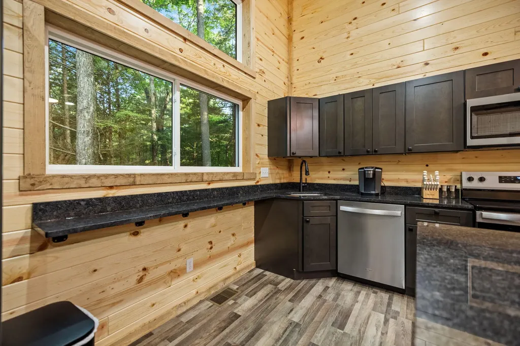 24 Joyful Springs Beattyville KY 41311