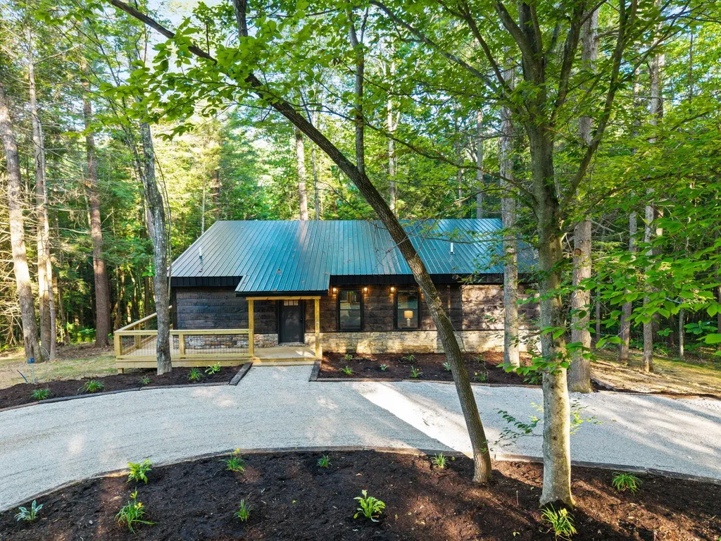 24 Joyful Springs Beattyville KY 41311