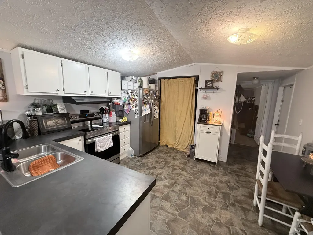 4627 Highway 437 West Liberty KY 41472