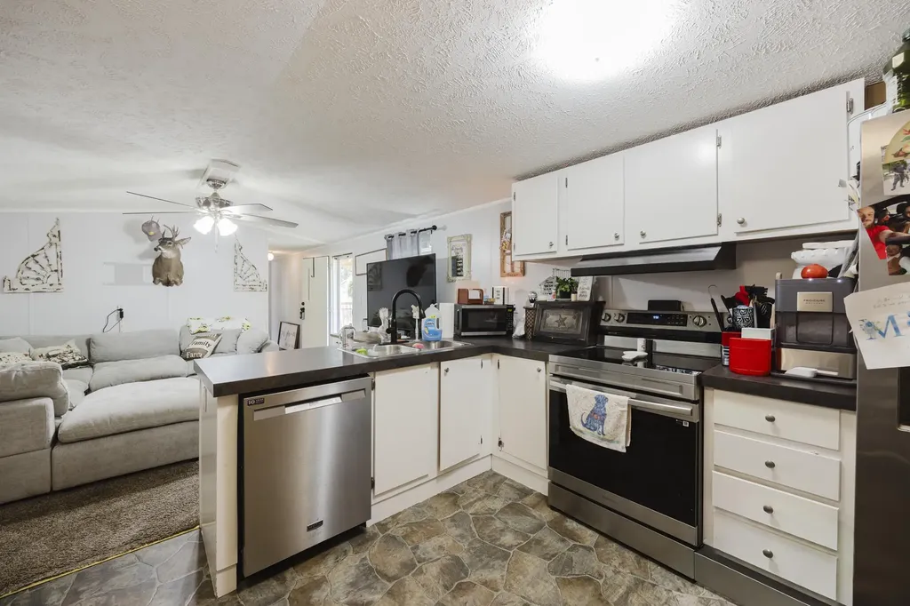 4627 Highway 437 West Liberty KY 41472