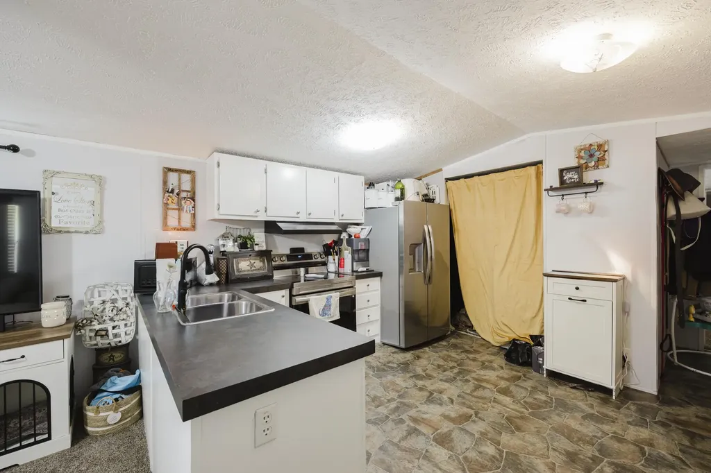 4627 Highway 437 West Liberty KY 41472