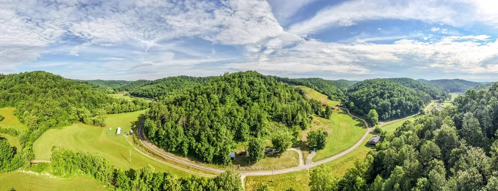 4627 Highway 437 West Liberty KY 41472