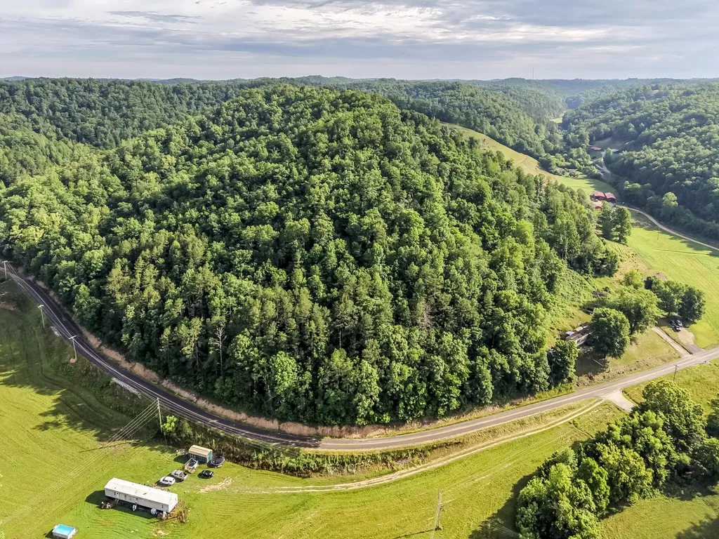 4627 Highway 437 West Liberty KY 41472