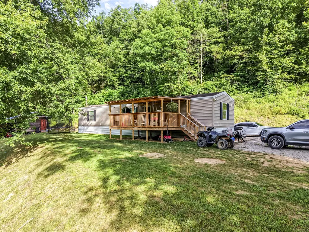 4627 Highway 437 West Liberty KY 41472
