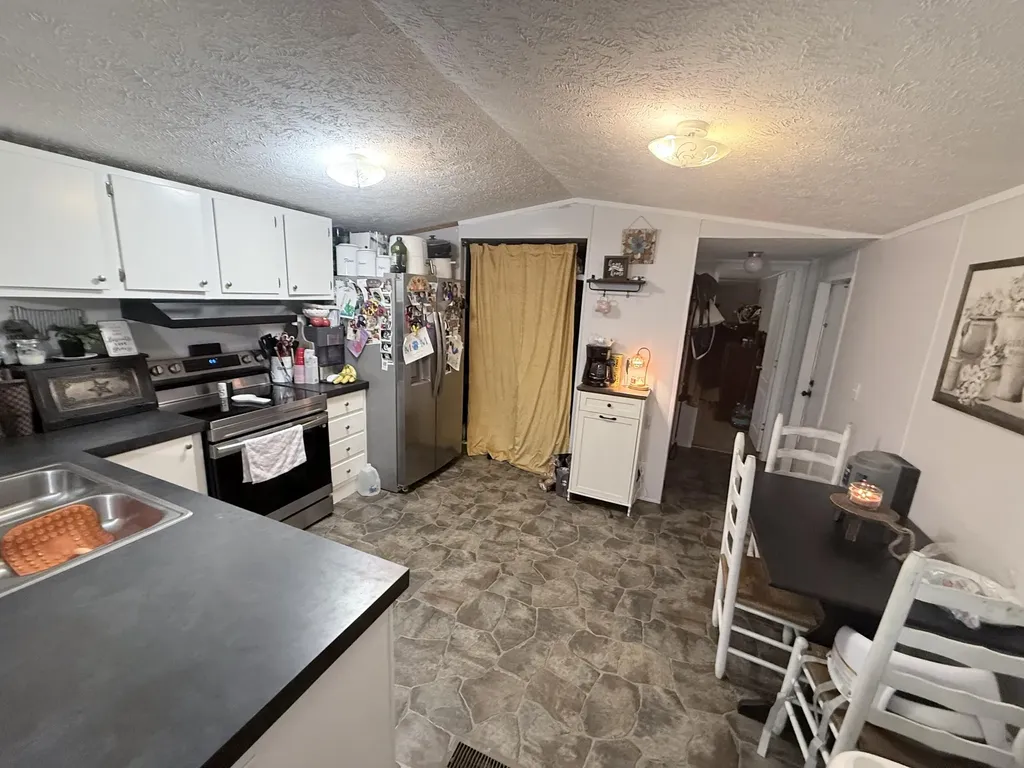 4627 Highway 437 West Liberty KY 41472