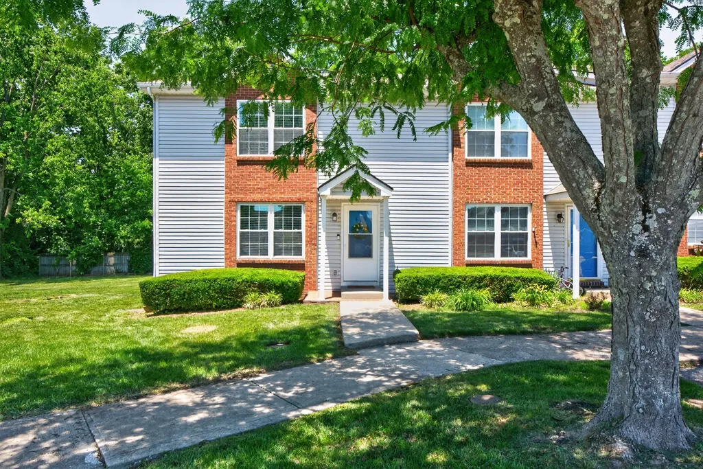 418 Wabarto Way Nicholasville KY 40356