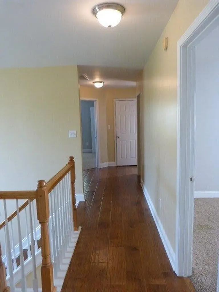 4752 Windstar Way Lexington KY 40515
