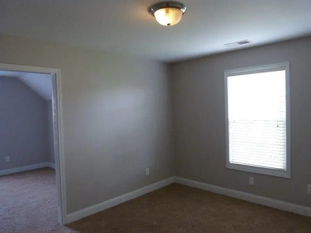 4752 Windstar Way Lexington KY 40515