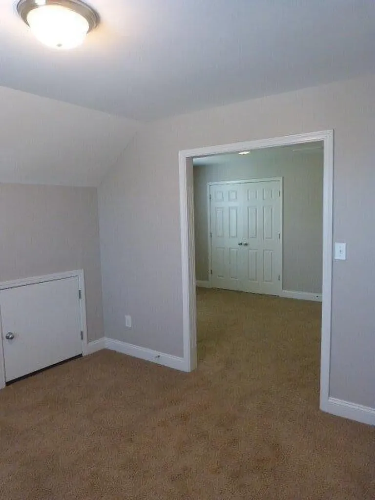 4752 Windstar Way Lexington KY 40515