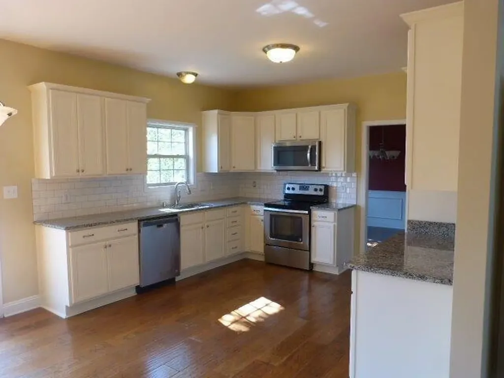4752 Windstar Way Lexington KY 40515
