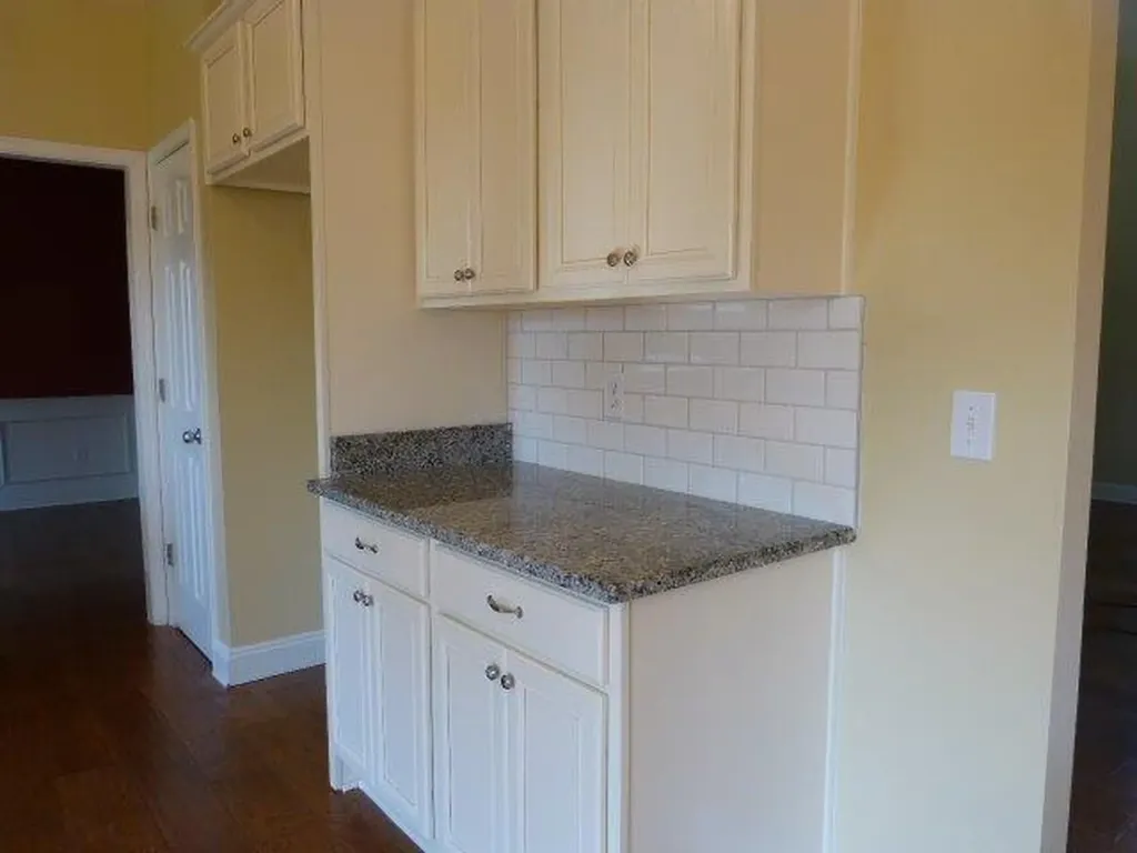 4752 Windstar Way Lexington KY 40515