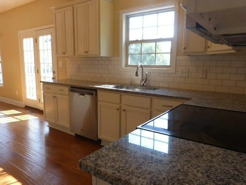 4752 Windstar Way Lexington KY 40515