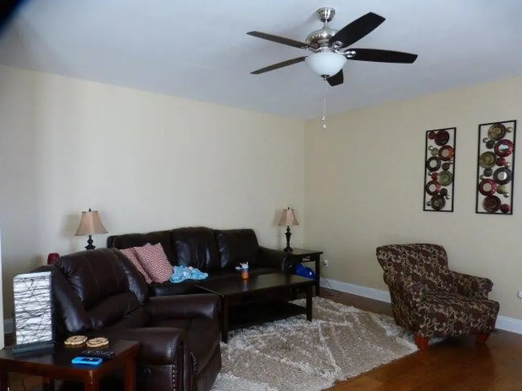 4752 Windstar Way Lexington KY 40515