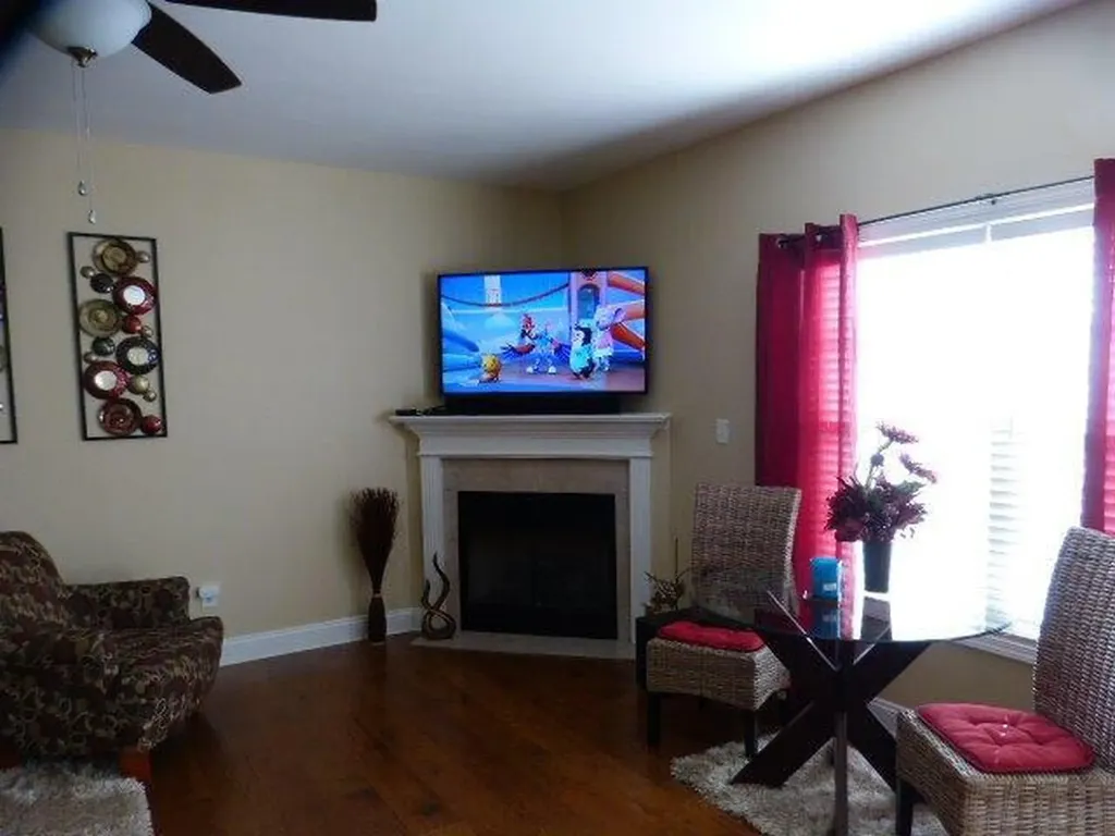 4752 Windstar Way Lexington KY 40515