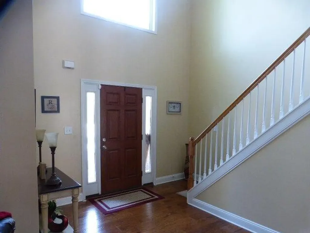 4752 Windstar Way Lexington KY 40515