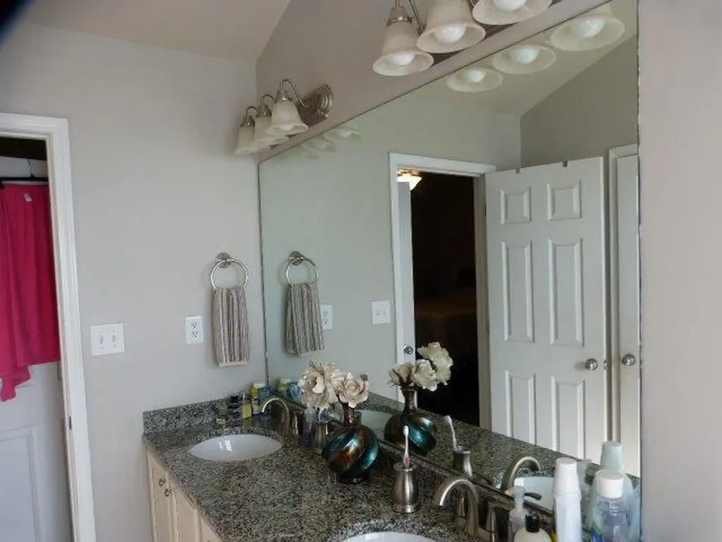 4752 Windstar Way Lexington KY 40515