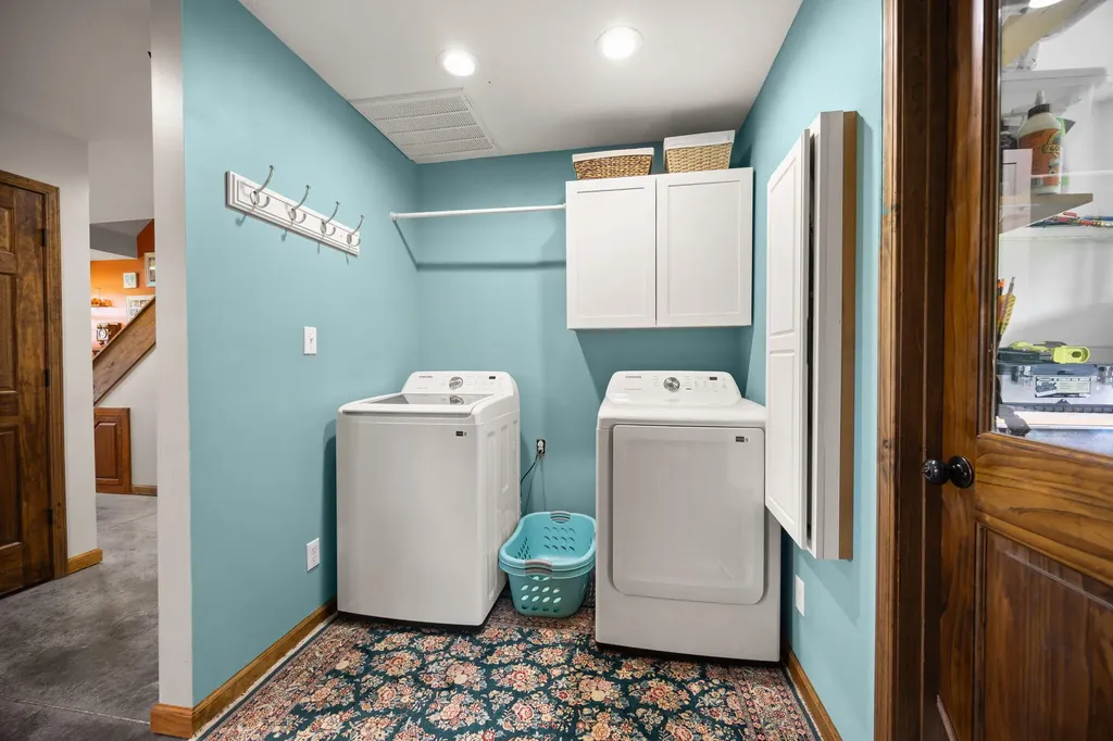 1717 Halltown Road Canmer KY 42722