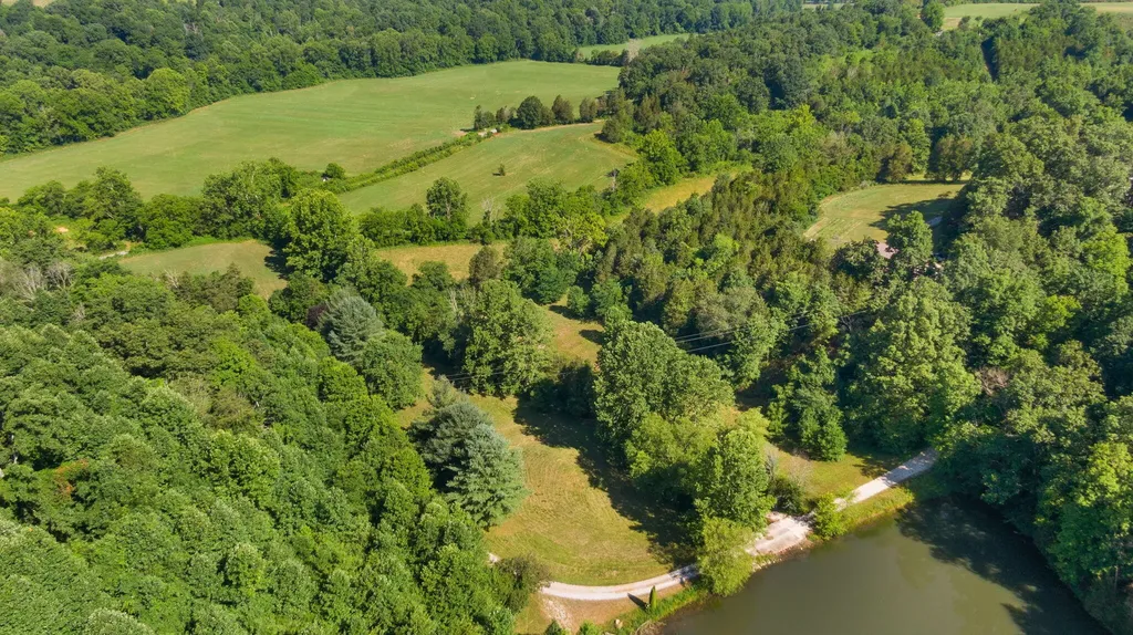 716 Renfro Creek Road Mt Vernon KY 40456