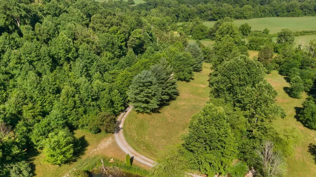 716 Renfro Creek Road Mt Vernon KY 40456