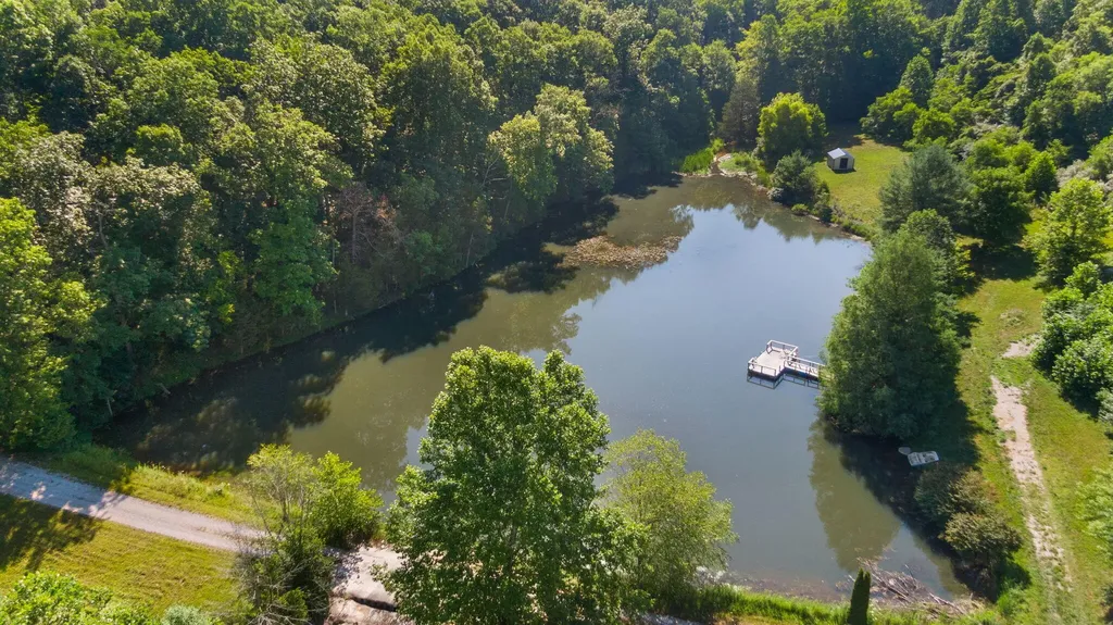 716 Renfro Creek Road Mt Vernon KY 40456
