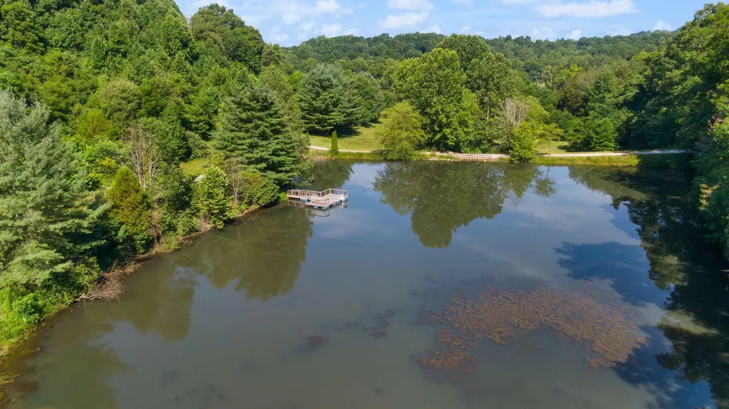 716 Renfro Creek Road Mt Vernon KY 40456