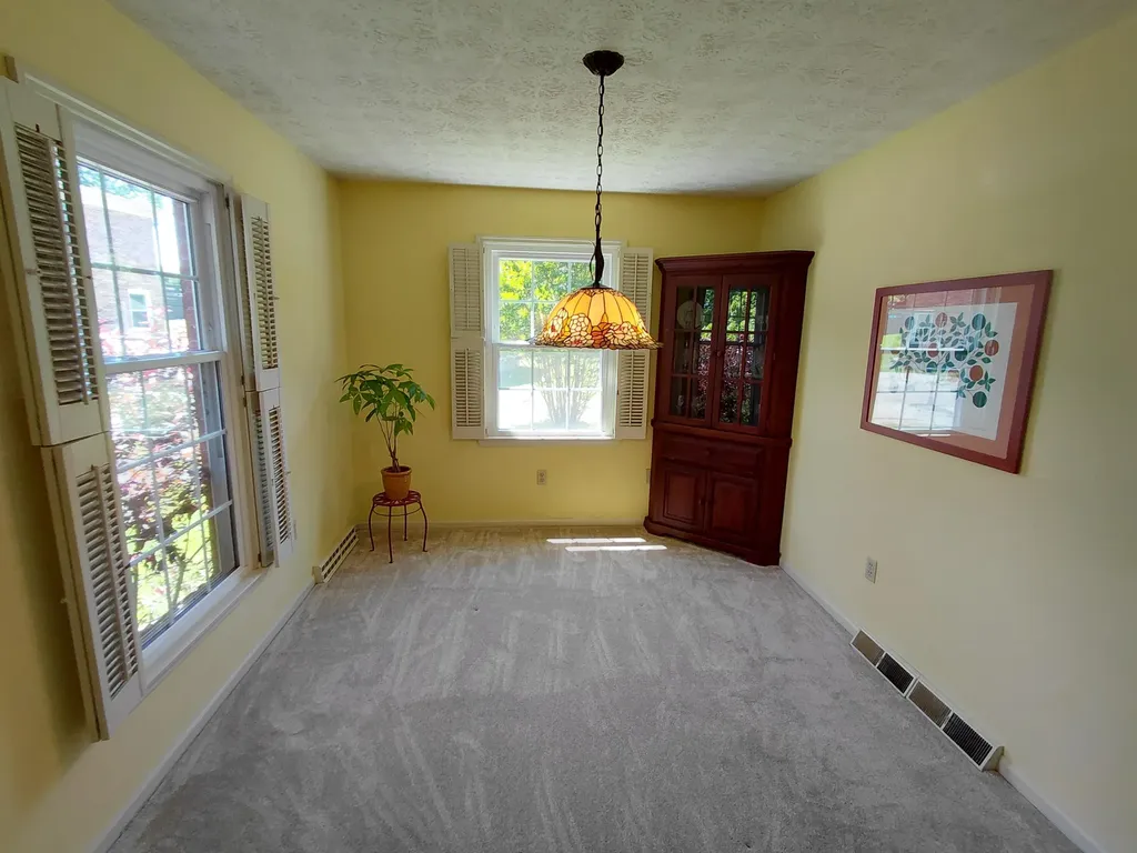 529 Silverbrook Drive Danville KY 40422