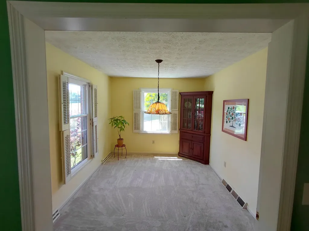529 Silverbrook Drive Danville KY 40422