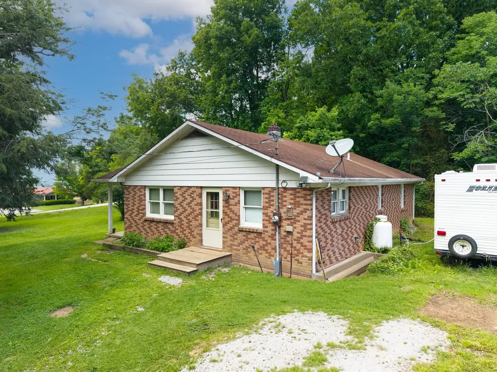 269 Strawberry Road Monticello KY 42633